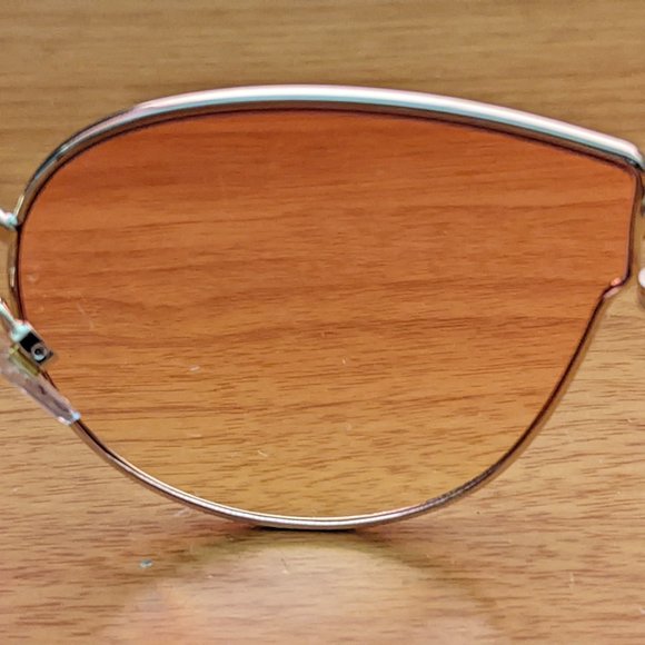 True Craft Sunglasses #3💥PRICE DROP💥 - Picture 4 of 10